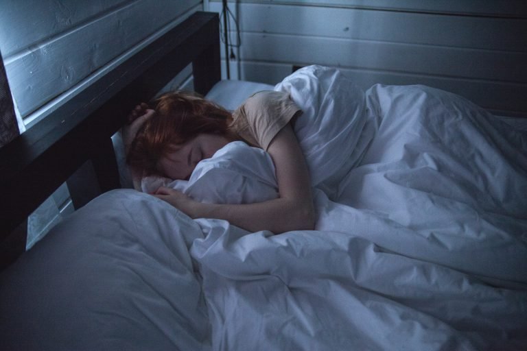 Practical Tips and Strategies to Enhance Sleep Quality Naturally